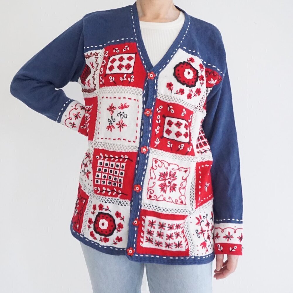 Vintage Storybook Knits Red White Blue Patchwork Embroidered Grandma Cardigan L